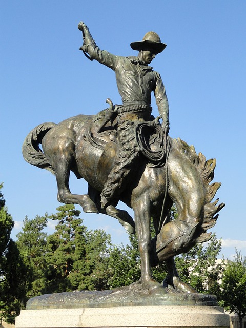 downtown-denver-kaiser-counselor-640x480-28218252.jpeg