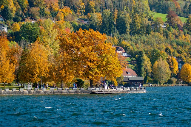 lakeside-kaiser-permanente-counselor-640x480-19501050.jpeg
