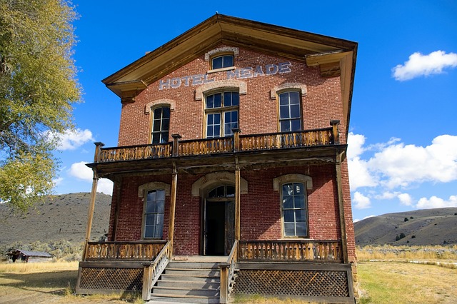 mead-kaiser-psychotherapist-640x480-74690353.jpeg