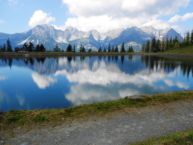 pleasant-view-kaiser-psychotherapist-640x480-43501306.jpeg