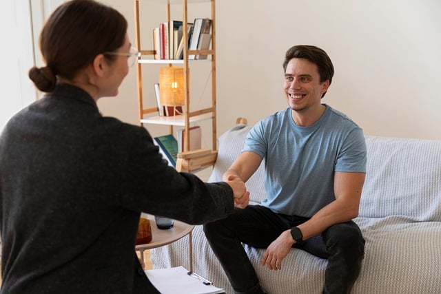 Instant Access to Uptown Kaiser Family Counselors